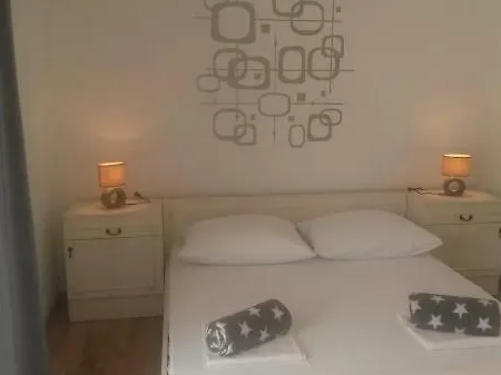 P&p Apartman Апартаменты Марина