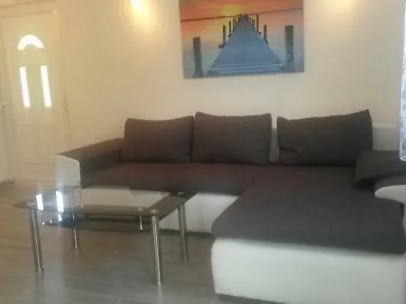Апартаменты P&p Apartman